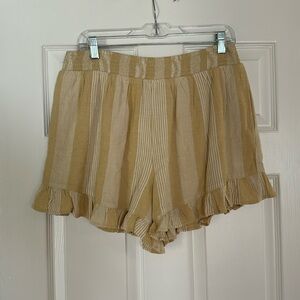 American Eagle Shorts w/pockets.  NWT